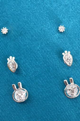 pretty carrot and rabit shape cz brass silver plated set of 3 combo stud earring for women and girls