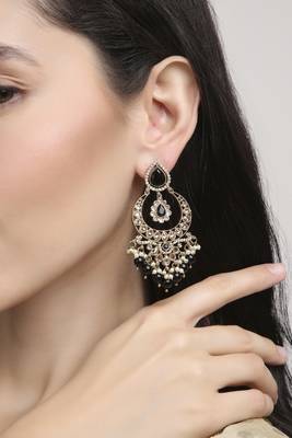 pretty oval shape chendelier brass kundan antique gold plated chandelier earring for women and girls 1
