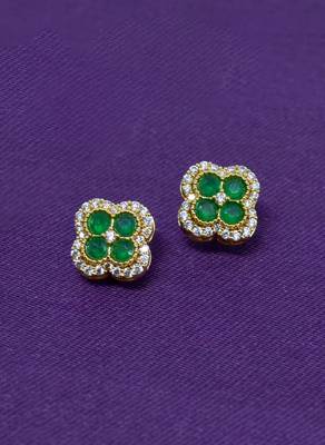 trendy flower design green stone brass gold plated stud earring for women and girls 3
