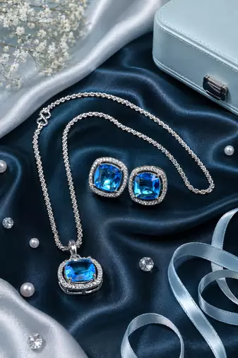 Rhodium finish prestige glow necklace set