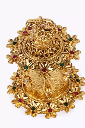 traditional peacock and flower design gold plated sindoor dani/dibbi for women