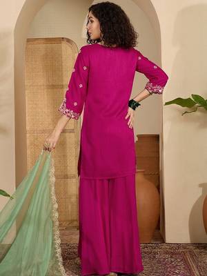 Women floral embroidered regular sequinned silk crepe kurta with sharara & with dupatta 3