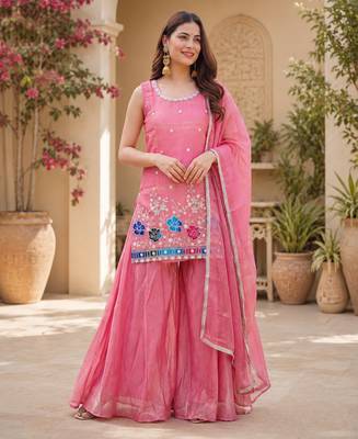 Women floral embroidered regular sequinned silk crepe kurta with sharara & with dupatta 1