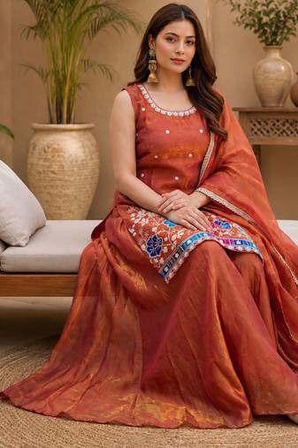 Women floral embroidered regular sequinned silk crepe kurta with sharara & with dupatta