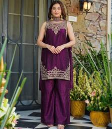 Women floral embroidered regular thread work kurta with sharara & with dupatta