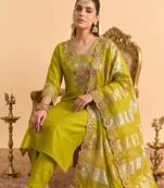 Women ethnic motifs embroidered regular thread work kurta with palazzos & with dupatta