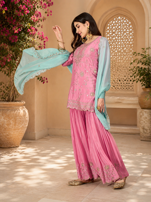 Women floral embroidered regular thread work kurta with trousers & with dupatta 2
