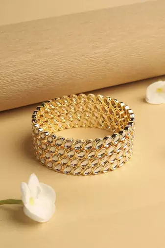 traditional circle shape white kundan stone gold plated set of 4 bangle set for women