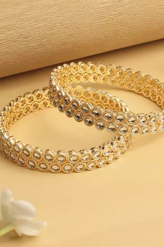 traditional round shape white kundan stone gold plated set of 4 bangle set for women