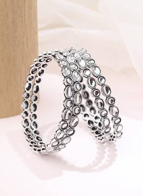 trendy round shape white kundan stone silver plated set of 4 bangle set for women 4