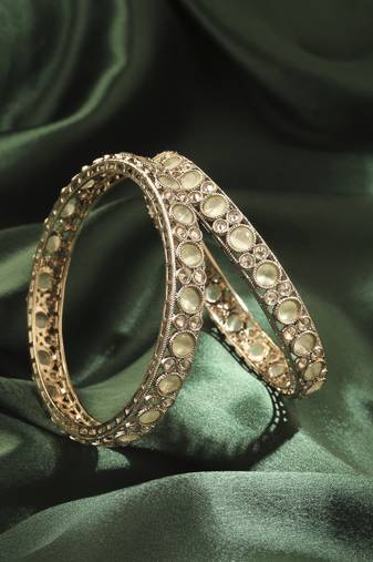 smooth round shape antique gold plated light green uncut kundan stone set of 2 bangle set for women