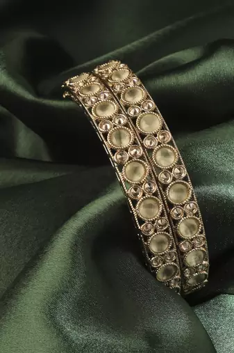 smooth round shape antique gold plated light green uncut kundan stone set of 2 bangle set for women