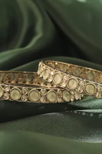 smooth round shape antique gold plated light green uncut kundan stone set of 2 bangle set for women