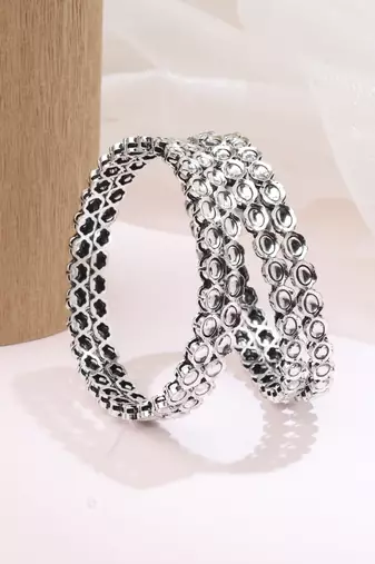 modern round shape white kundan stone silver plated set of 4 bangle set for women