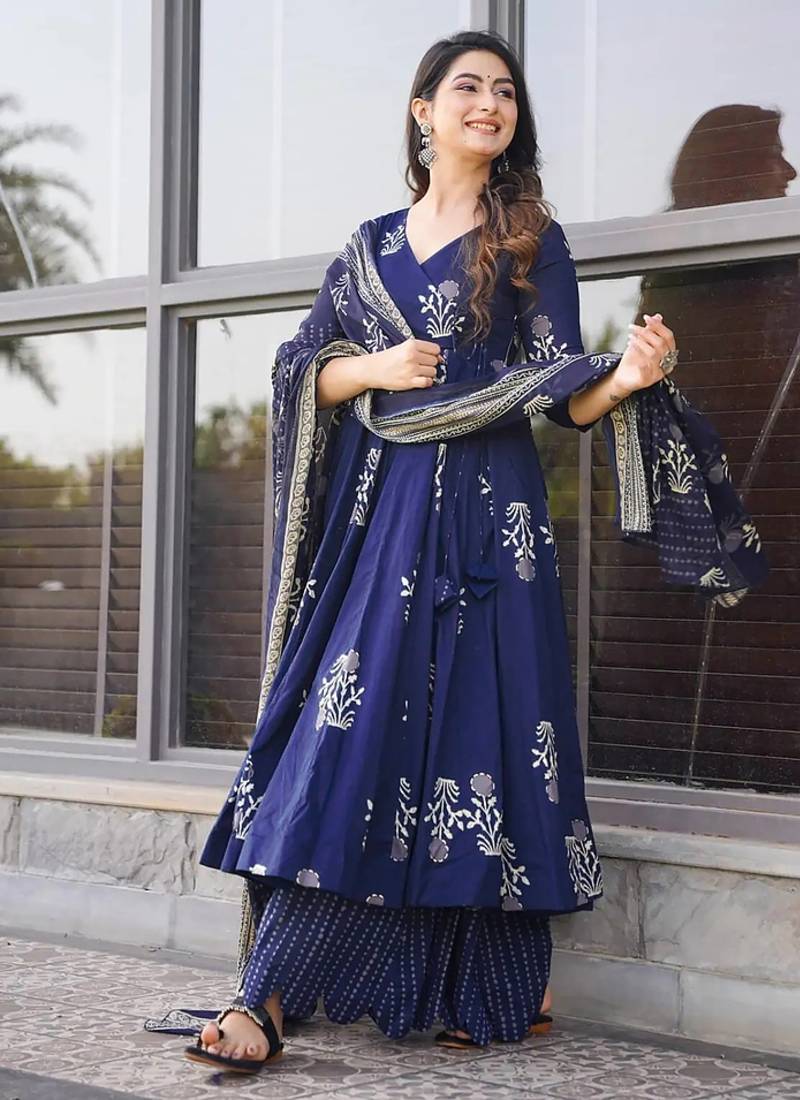 Floral printed muslin v neck anarkali set for women