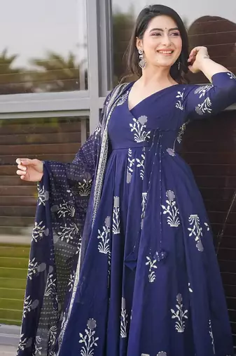Floral printed muslin v neck anarkali set for women