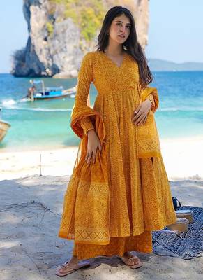 Floral printed muslin v neck anarkali set for women 1