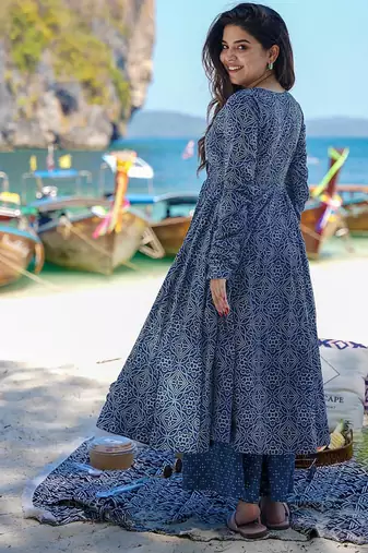 Floral printed muslin v neck anarkali set for women