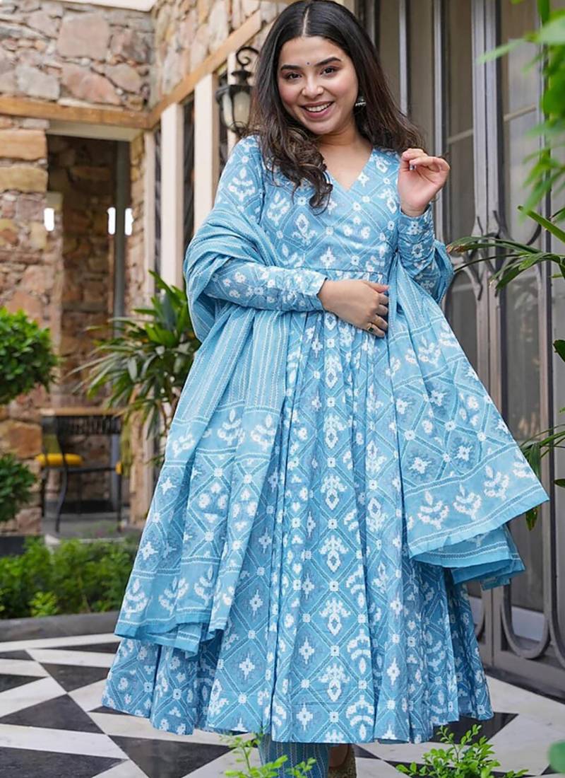 Floral printed muslin v neck anarkali set for women
