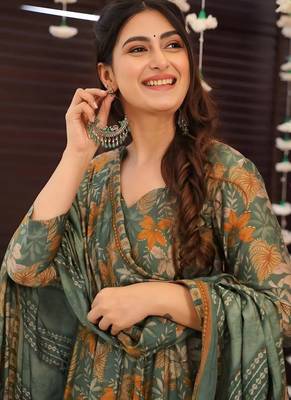 Floral printed muslin v neck anarkali set for women 3