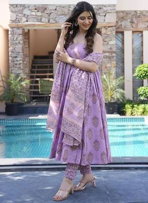 Floral printed muslin round neck anarkali set for women 2