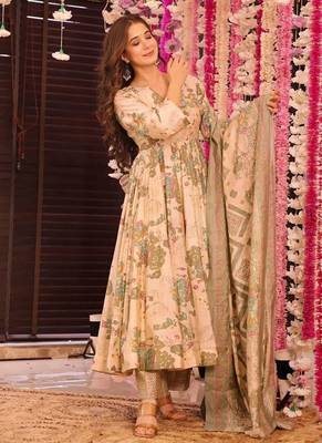 Floral printed muslin v neck anarkali set for women 2