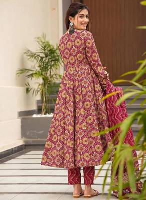 Floral printed muslin v neck anarkali set for women 2
