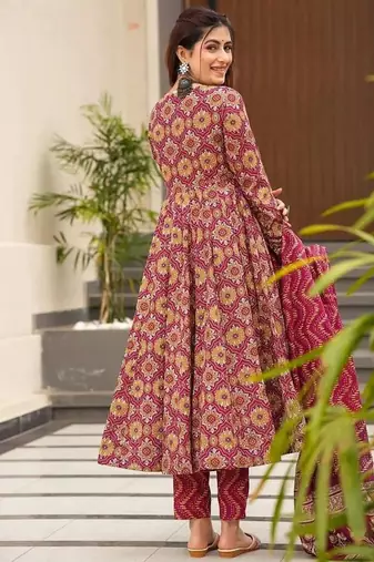 Floral printed muslin v neck anarkali set for women