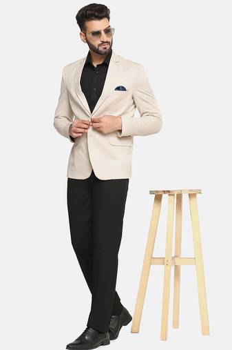 Mens beige notched lapel suit with hanky