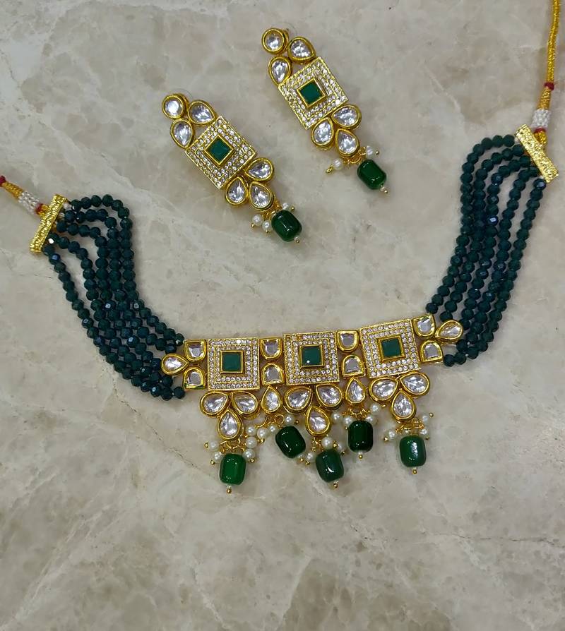 green kundan choker necklace set