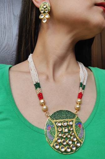 green kundan necklace set