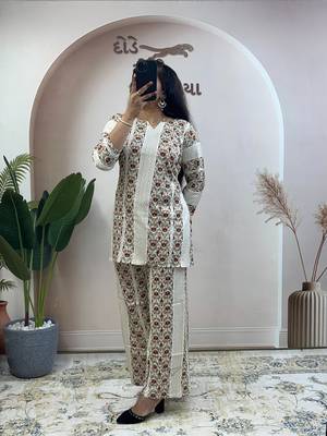 Cream floral printed cotton kurta and palazzo co-ord set for women 3