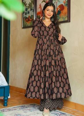 Floral printed rayon v neck black anarkali set 1