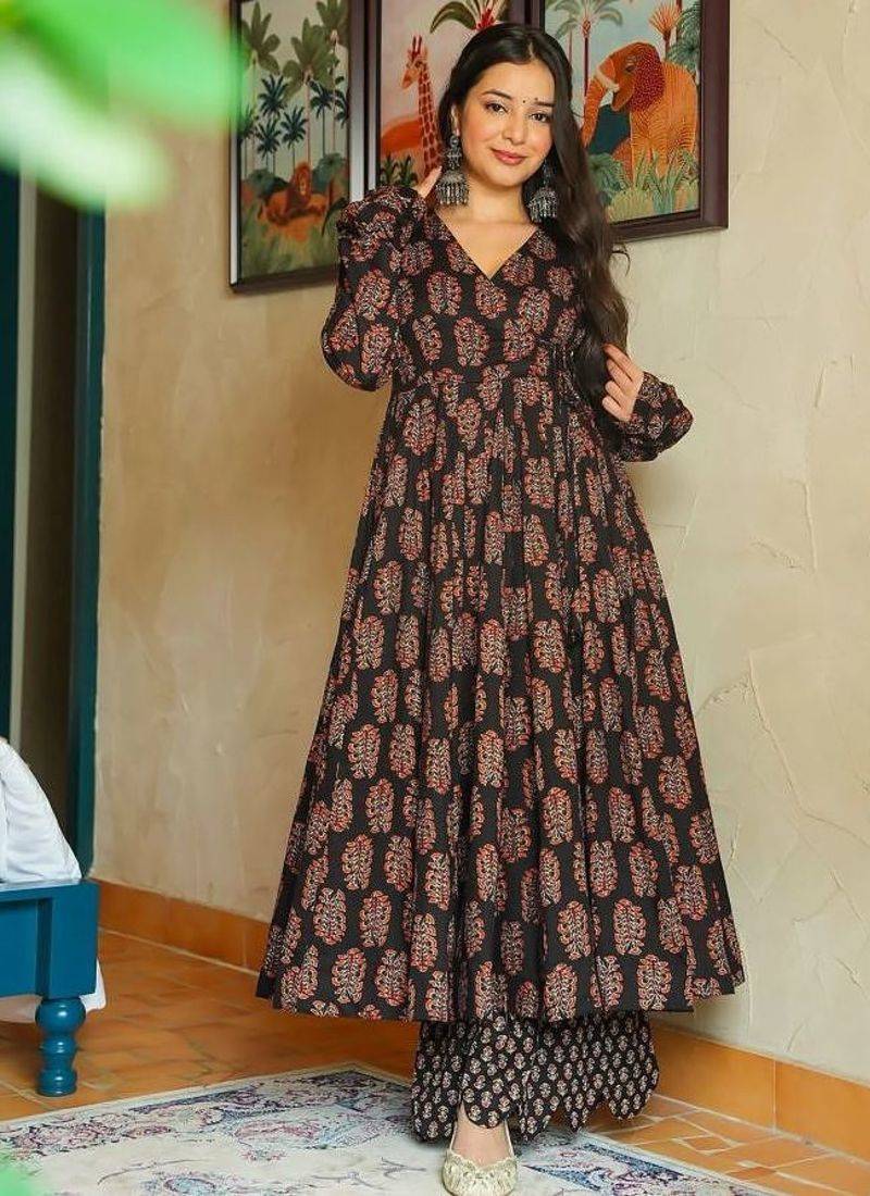Floral printed rayon v neck black anarkali set