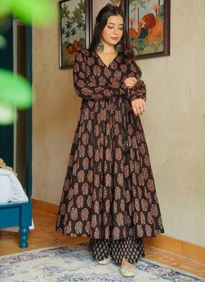 Floral printed rayon v neck black anarkali set 3
