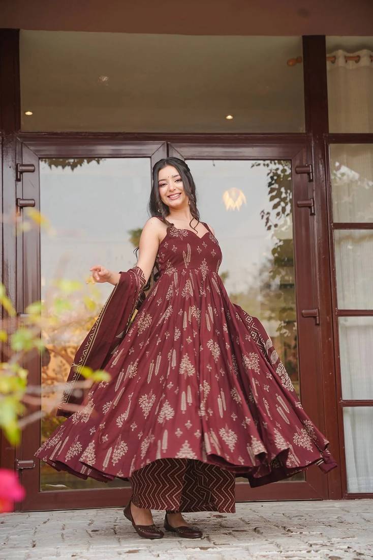 Floral printed muslin v neck maroon anarkali set