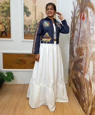 Blue navratri embroidered denim koti with mirror work & kodi lace 2