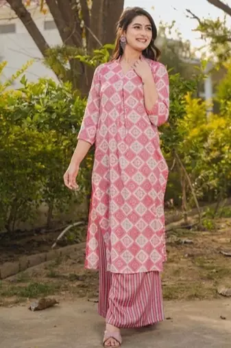 Floral printed rayon v neck kurta & trouser set