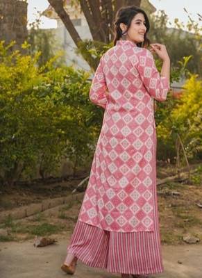 Floral printed rayon v neck kurta & trouser set 3