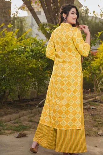 Floral printed rayon v neck kurta & trouser set