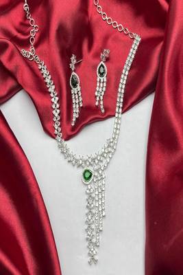 emerald green tear drop bridal necklace set | silver plated cz dangle earrings 3