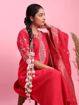 white handmade pearl parandi 1