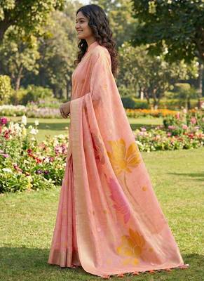 Peach linen cotton blend saree with floral woven pallu & zari border 3