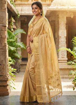 Beige silk blend saree with silver zari horse motif 3