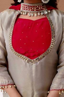 Roman glass silk palazzo set with heavy mirror & pearl work 4