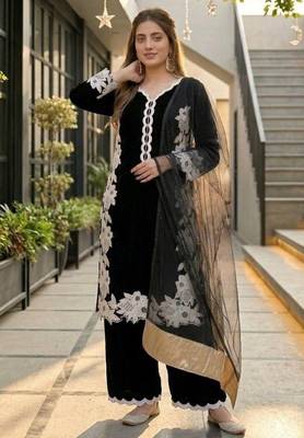 Black heavy natural silk palazzo set with pearl moti hand work 3