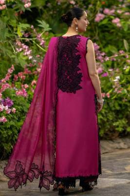 Dark pink roman silk suit set with thread & sequins work 2