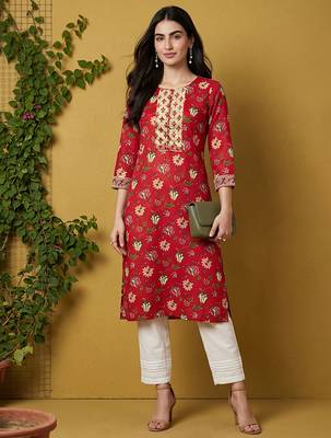 Women rayon red floral digital printed regular kurta 2