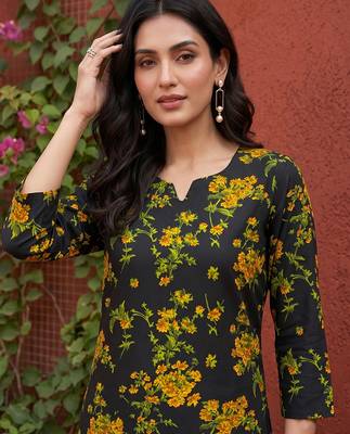 Women rayon black floral digital printed regular kurta 2