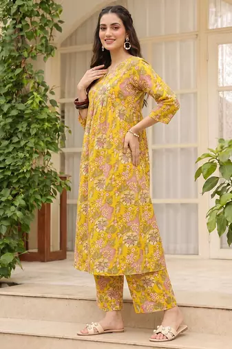 Women cotton blend yellow floral digital printed regular kurta